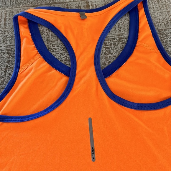 NIKE Ladies Size M Tank Top Excellent Condition ORANGE - Picture 6 of 6
